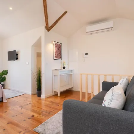 Host Wise - Modern Comfy Flat Porto